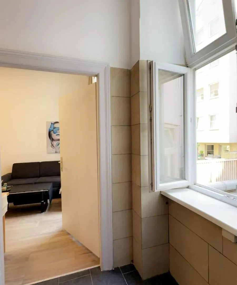 Lovely Apartment In Jaegerstrasse Area Js4 Wien